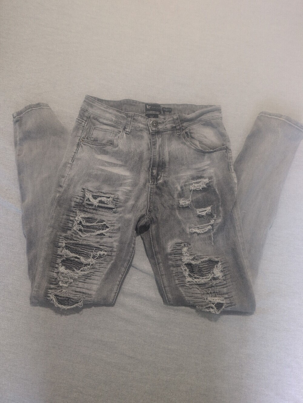 Waimea Skinny Fit gray distressed jeans size 30 x30